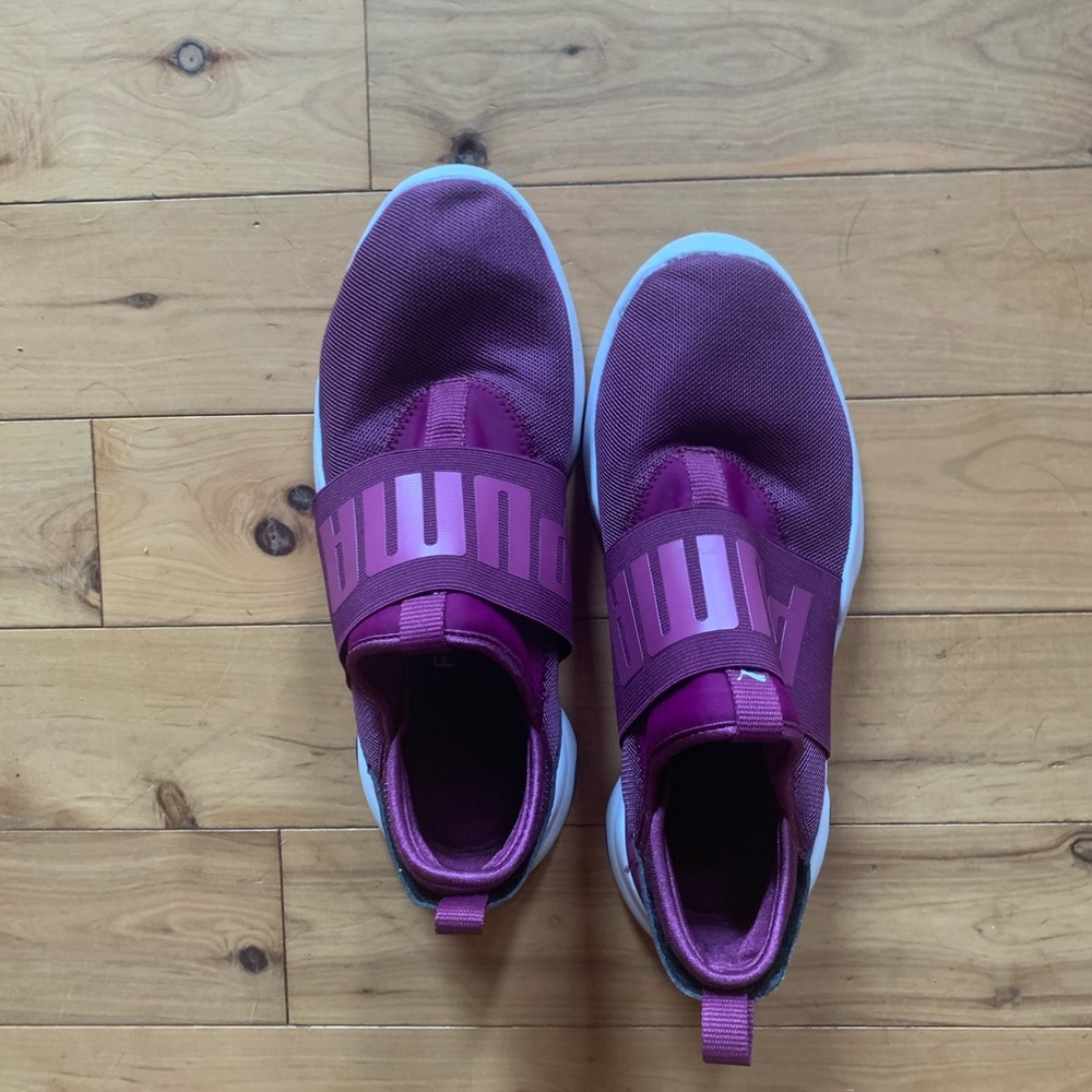 Dark purple comfy puma shoes